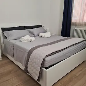 Lu.na Apartment Bologna